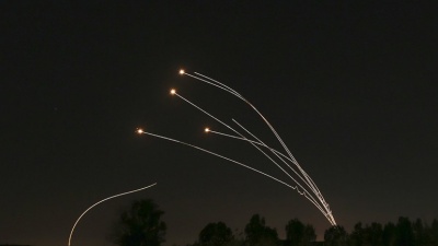 Ισραήλ: Μια ρουκέτα έπληξε κτίριο στην πόλη Σντερότ - Δεν υπάρχουν θύματα