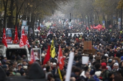 Η Γαλλία ενώπιον της «μητέρας όλων των μαχών» - Στις 19 Ιανουαρίου η πρώτη απεργία για τις αλλαγές στο συνταξιοδοτικό