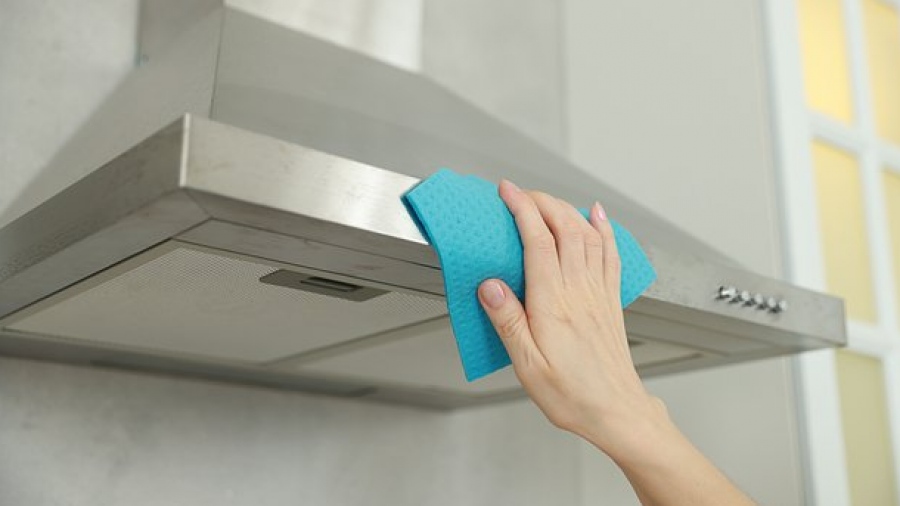 Επιστήμονας προειδοποιεί - Ένας βρώμικος απορροφητήρας κουζίνας μπορεί να προκαλέσει δηλητηρίαση