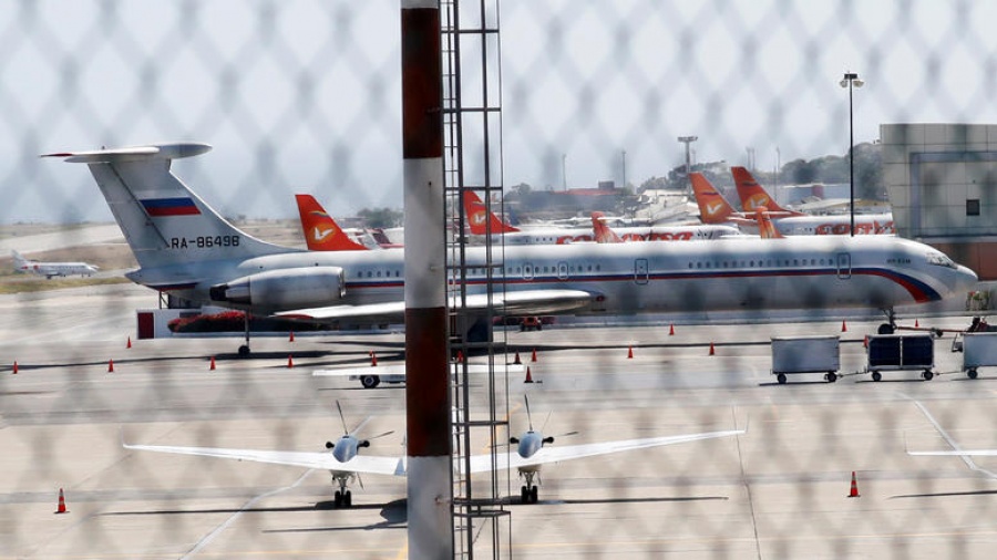 Η Ρωσία έστειλε στη Βενεζουέλα αεροσκάφη με στρατιωτικούς συμβούλους