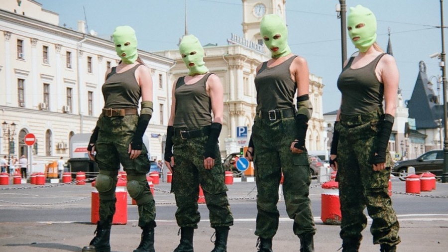 Η Ρωσία καταδικάζει μέλη των «Pussy Riot» - Διέδιδαν ψευδείς ειδήσεις για τον ρωσικό στρατό και τον πόλεμο στην Ουκρανία