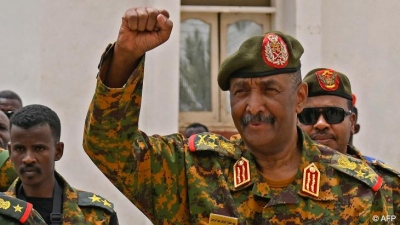 Σουδάν: Μαίνονται οι μάχες – Ο στρατός κατέλαβε βάση τεθωρακισμένων κοντά στο Χαρτούμ