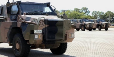 Η Αυστραλία στέλνει τεθωρακισμένα οχήματα στην Ουκρανία