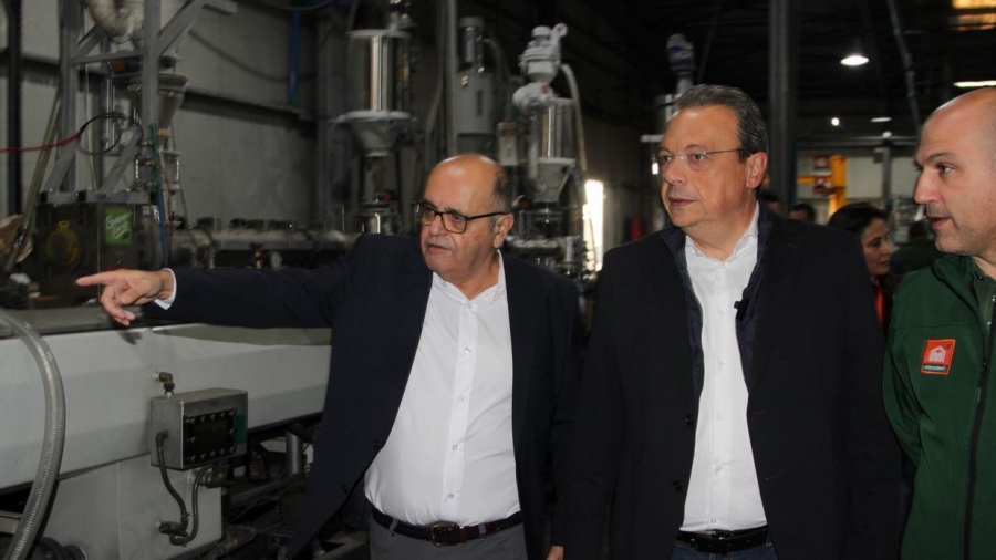 Φάμελλος από τη Βιομηχανική Περιοχή Κομοτηνής: Ηπεριφέρεια εκπέμπει SOS, από τον πρωτογενή τομέα μέχρι τη μεταποίηση