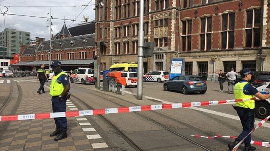 Θρησκευτικά τα κίνητρα του δράστη της επίθεσης στο Άμστερνταμ
