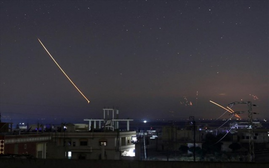 Η συριακή αεράμυνα αναχαίτισε «εχθρικούς στόχους» κοντά στο αεροδρόμιο της Δαμασκού