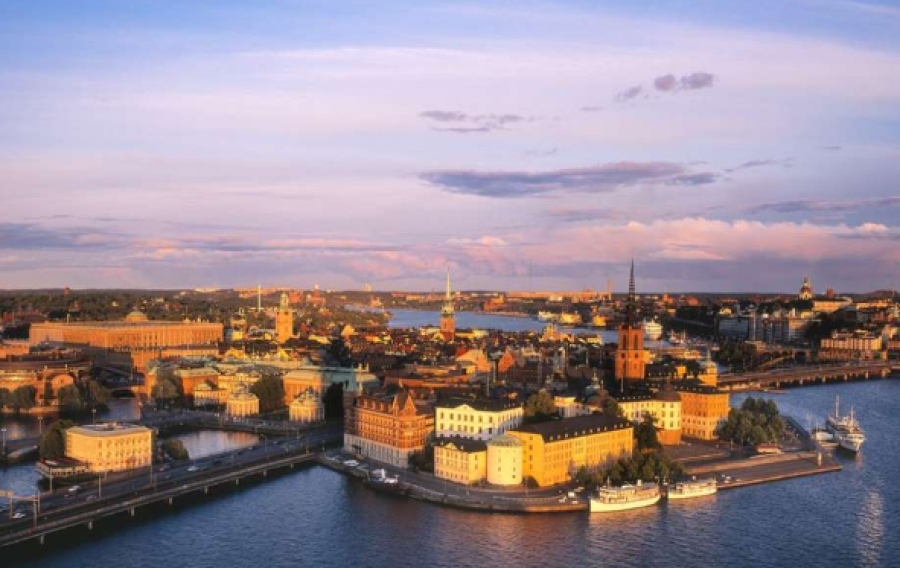 Σουηδία: Η DBRS προειδοποιεί για την αγορά ακινήτων και το στεγαστικό χρέος