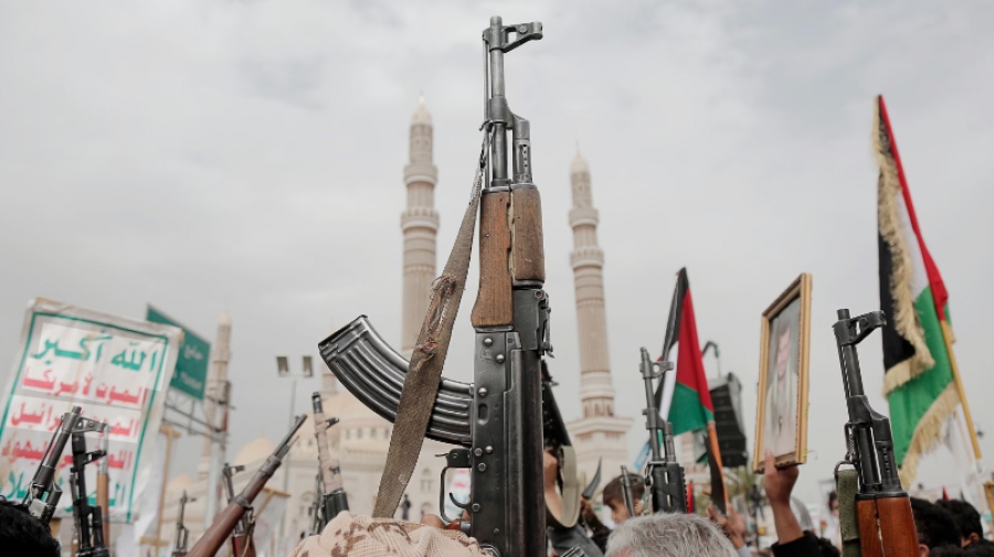 Γεωπολιτικός σεισμός: Οι Houthis έπνιξαν στο αίμα το Ριάντ, αντίποινα Σ. Αραβίας στην Υεμένη - Παρέμβαση σοκ από το πυρηνικό Πακιστάν