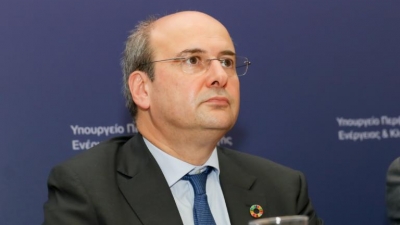 Χατζηδάκης σε ΣΕΒ: Ανταγωνιστικότητα αλλά με προστασία των εργαζομένων