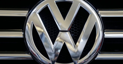 Παραδοχή Volkswagen: Tα εργοστάσια μπαταριών EV είναι «πρακτικά μη βιώσιμα» στην ΕΕ λόγω του αυξανόμενου ενεργειακού κόστους