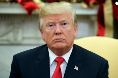 ΗΠΑ: Ο Trump υπέγραψε το διάταγμα για επιβολή δασμών σε εισαγόμενα πλυντήρια και φωτοβολταϊκά πάνελ