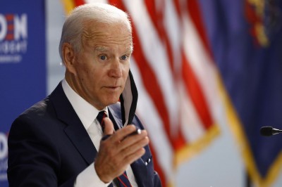 Biden για εμβόλιο από Pfizer: Θα χρειαστούν μήνες για ευρύ εμβολιασμό των ΗΠΑ - Μάσκες και το 2021