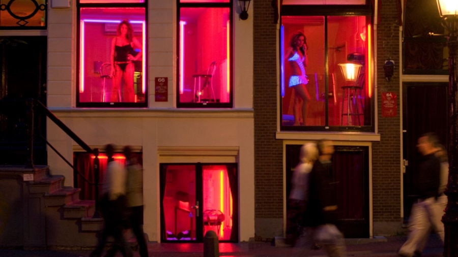 Βέλγιο: Εργασιακά δικαιώματα και στις ... σεξεργάτριες