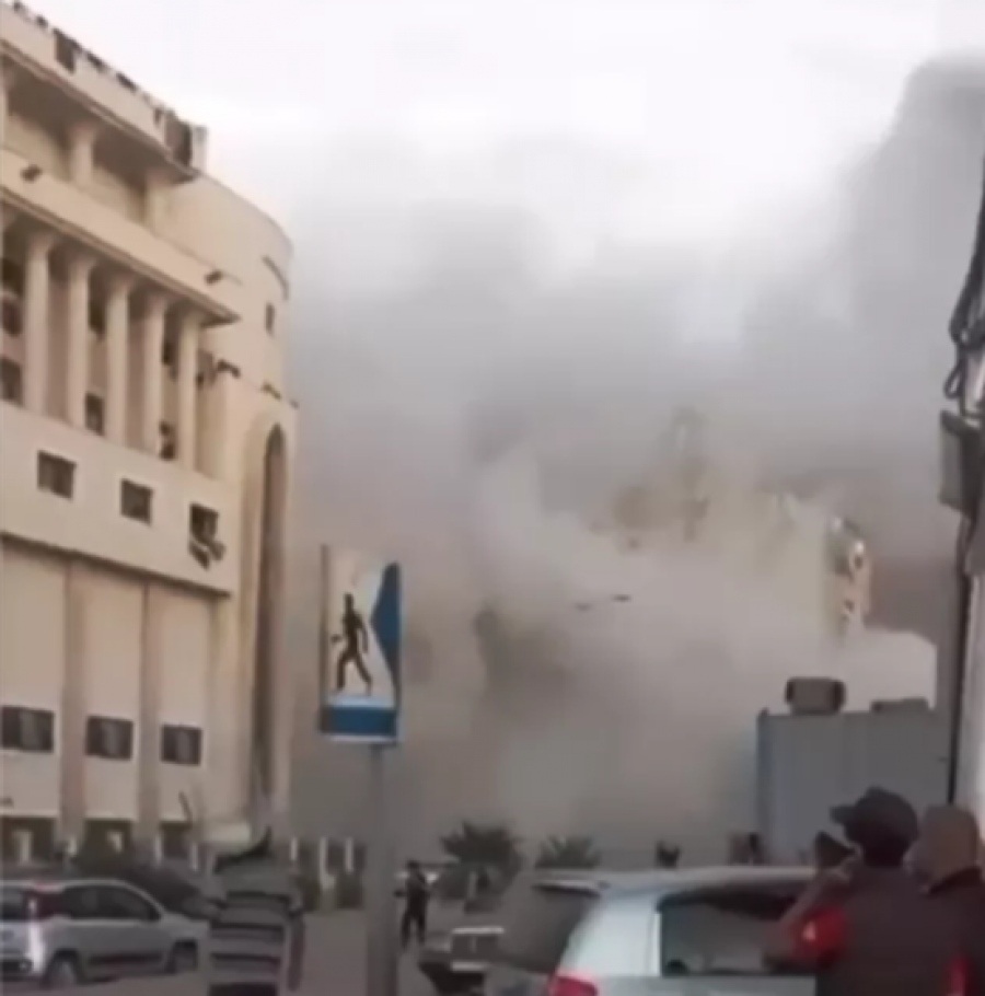 Βομβαρδισμός του νοσοκομείου Al-Quds στη Λωρίδα της Γάζας όπου έχουν καταφύγει 12.000 Παλαιστίνιοι