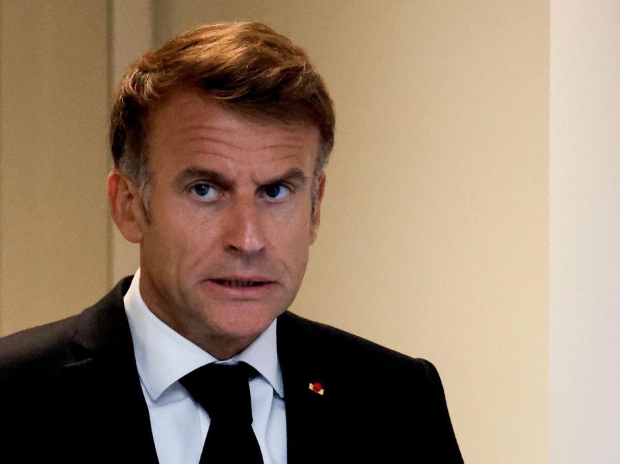 Δεν απάντησε ο Macron – «Αν ήσουν 17 ετών, θα συμμετείχες στις διαδηλώσεις;»