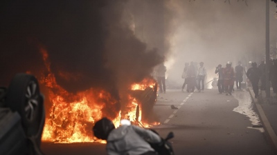 Σοκ και δέος στη Γαλλία - Επίθεση σε δήμαρχο – Έκαψαν 5.000 αυτοκίνητα, 1.000 κτήρια - 700 τραυματίες, πάνω από 3.000 συλλήψεις