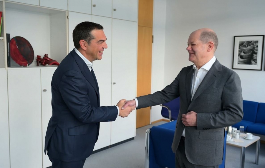 Στον καγκελάριο Scholz ο Τσίπρας - «Ανάγκη συνεργασίας προοδευτικών δυνάμεων σε κάθε χώρα»
