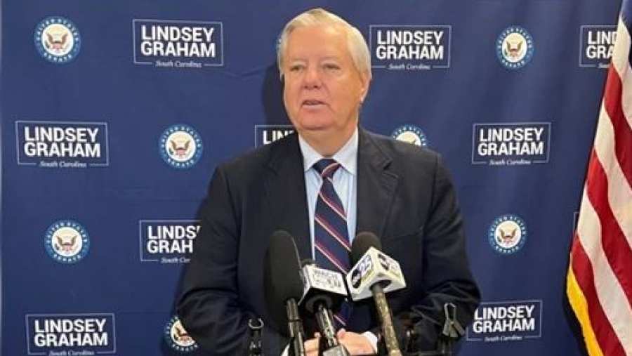 Bloomberg: Ο Γερουσιαστής Lindsey Graham θέλει να επιβάλει στη Ρωσία κυρώσεις 500%