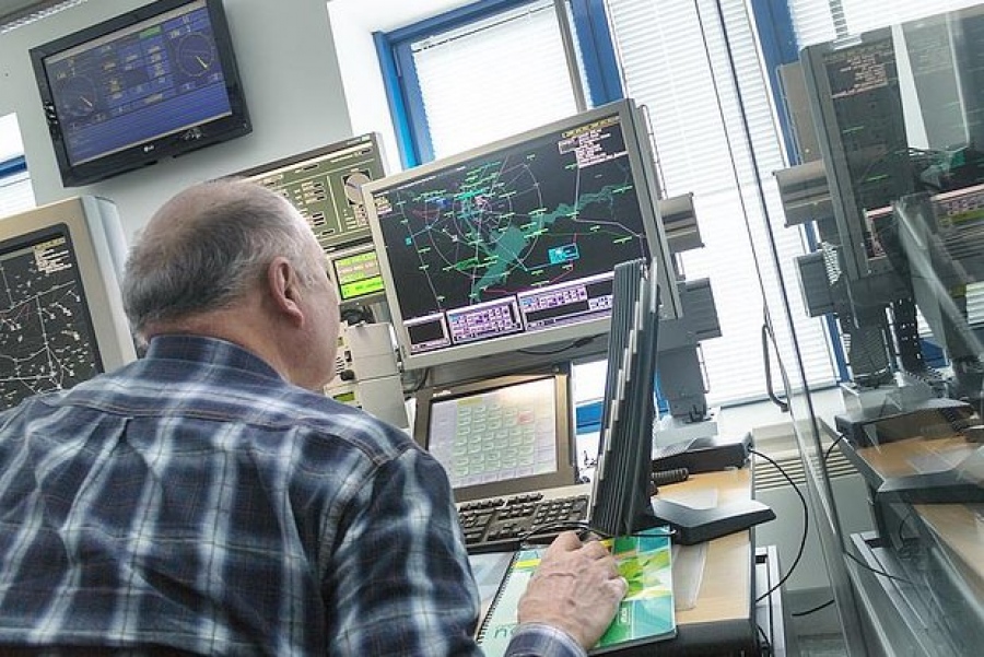 Αεροδρόμια σε δύο ρωσικές πόλεις έχουν περιορίσει τις πτήσεις