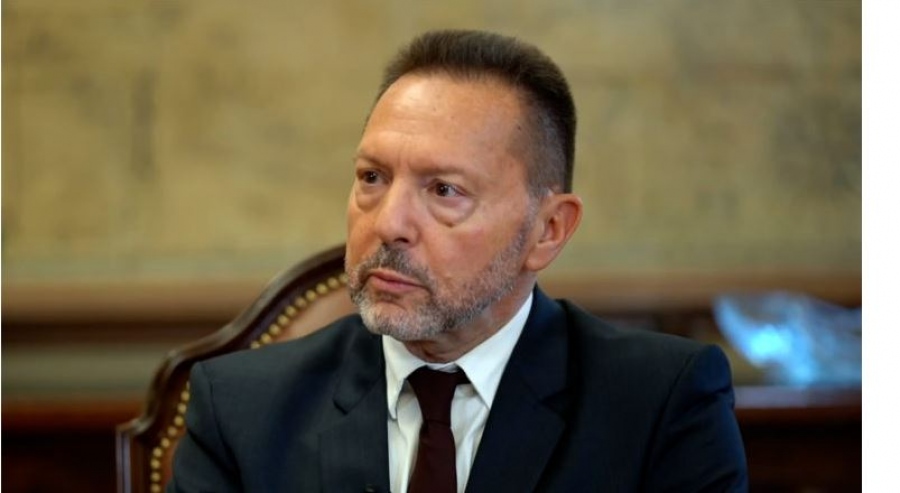 Εκτός πραγματικότητας - Στουρνάρας: Παράδειγμα σταθερότητας και πύλη επενδύσεων η Ελλάδα