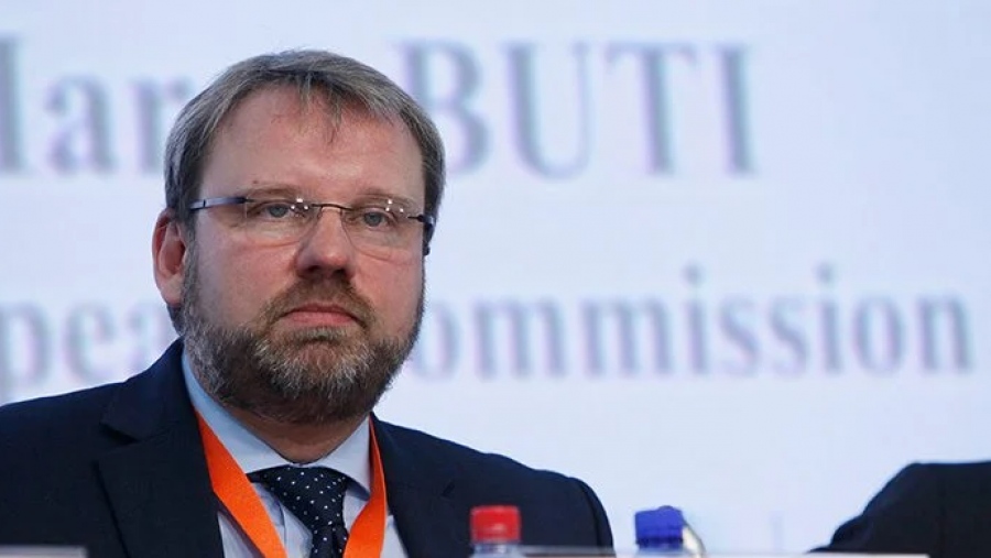 Münchau (Eurointelligence): Η Ευρώπη είναι ανίκανη να νικήσει τη Ρωσία – Δεν θα αντέξει την ενεργειακή και οικονομική κρίση