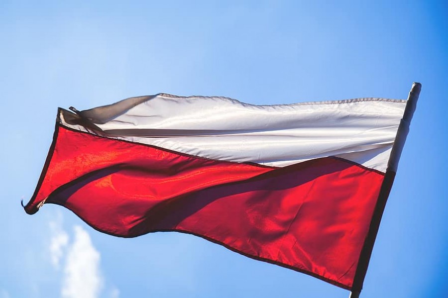 Η Πολωνία ποινικοποιεί τις εκτρώσεις