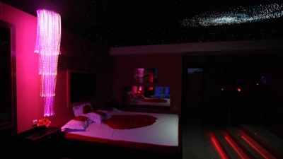 Θεσσαλονίκη: Έφοδος αστυνομικών σε οίκο ανοχής, λειτουργούσε παράνομα σε διαμέρισμα