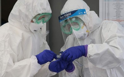 'Ελεγχοι του ΕΟΔΥ στις πτηνοτροφικές επιχειρήσεις «Πίνδος» και «Νιτσιάκος»