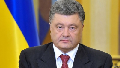 Poroshenko: Θα παρατείνω τον στρατιωτικό νόμο, εάν δεχθούμε ευρείας κλίμακας επίθεση από τη Ρωσία