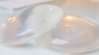 Ενθέματα σιλικόνης: Ο ρόλος τους στην χειρουργική μαστού