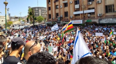 Το Ισραήλ διαλύει τη Συρία μέσω των Δρούζων που ζητούν ανεξαρτησία της al-Suwayda – Μαίνονται οι μάχες στο Νότο