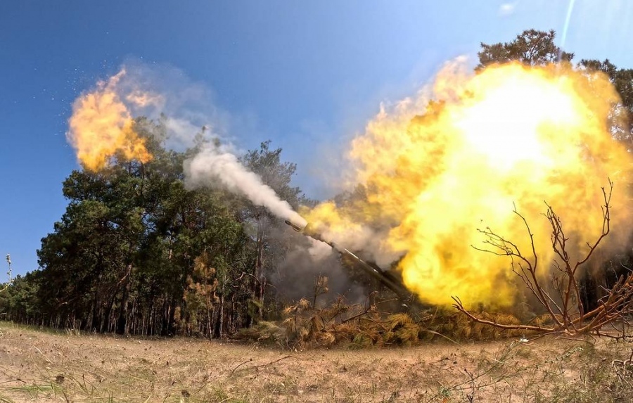 Firestorm in three Ukrainian cities – Zelensky: Russia is behind Iran – Syrskyi: Russians launch offensive with 619 strikes