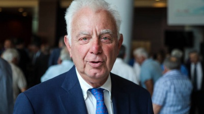 Πικραμμένος: Η κυβέρνηση εξετάζει σύστημα ελεύθερων συλλογικών διαπραγματεύσεων