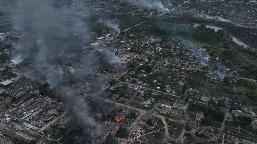 Ρωσικά στρατεύματα ύψωσαν τη σημαία στο Vovchansk