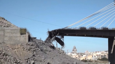 To Ισραήλ παίζει με τη φωτιά της κόλασης - Ισοπέδωσε 8 γέφυρες του Ιράν σε 4 πόλεις