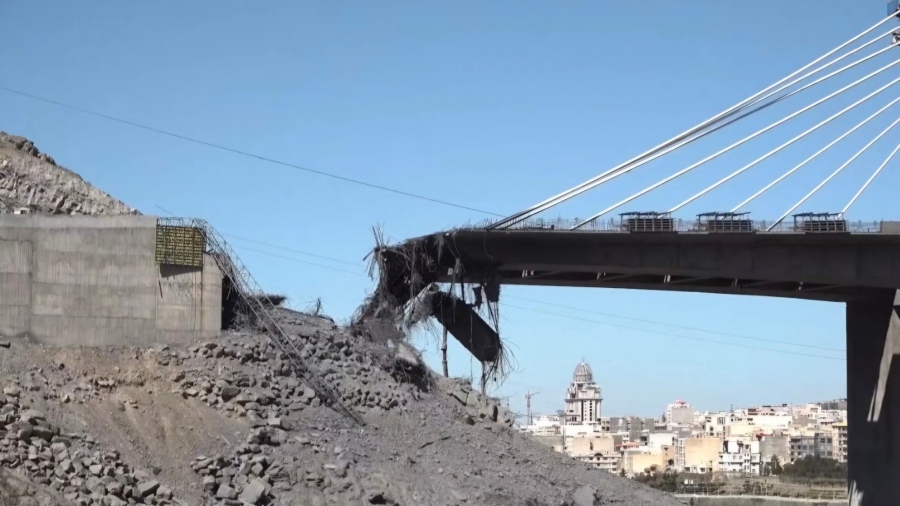 To Ισραήλ παίζει με τη φωτιά της κόλασης - Ισοπέδωσε 8 γέφυρες του Ιράν σε 4 πόλεις