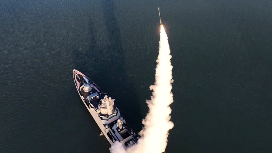 Ανατριχίλα - Το πιο σύγχρονο αντιτορπιλικό της Ασίας εκτόξευσε... υπερηχητικό τρόμο - Άφησε άφωνους τους δυτικούς (photos)