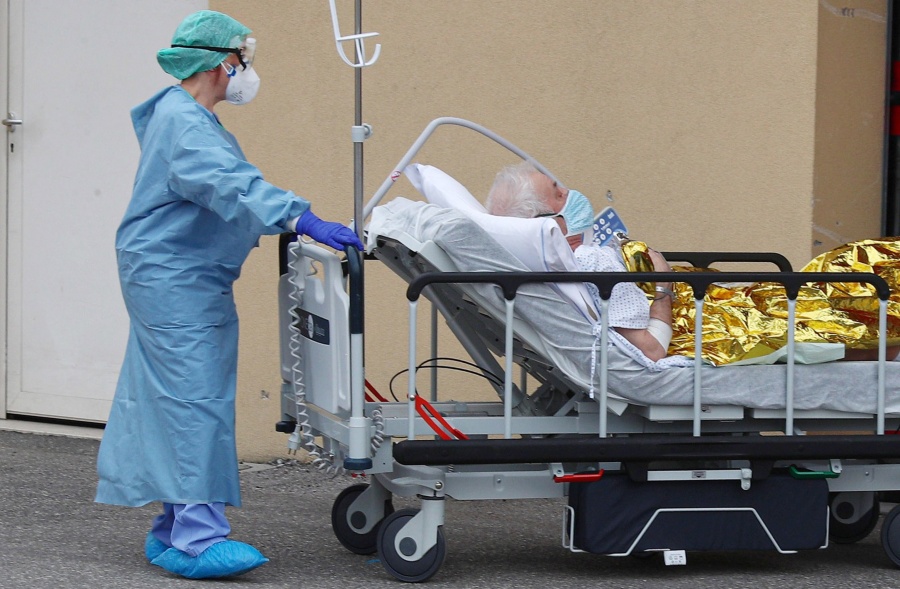 Εφιάλτης στη Γαλλία - 1.427 νέοι θάνατοι από κορωνοϊό - Στους 10.328 συνολικά