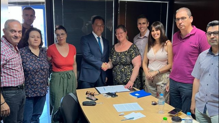 Πρώτη μέρα Γεωργιάδη στο υπουργείο Εργασίας – Η αιφνιδιαστική επίσκεψη, τι συζητήθηκε