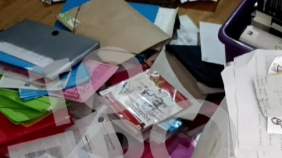 Λεηλάτησαν το σπίτι του Άκη Τσοχατζόπουλου στην Διονυσίου Αρεοπαγίτου - Ξήλωσαν και το πάτωμα του γραφείου