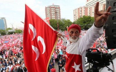 Γερμανία: Υπέρ της απαγόρευσης των Γκρίζων Λύκων τα κυβερνητικά κόμματα