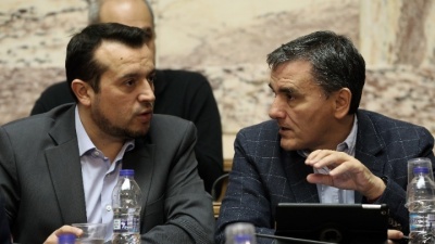 Τσακαλώτος - Παππάς: Πρωταθλήτρια η Ελλάδα στις προβλέψεις για ύφεση και ανεργία, με ευθύνη της κυβέρνησης