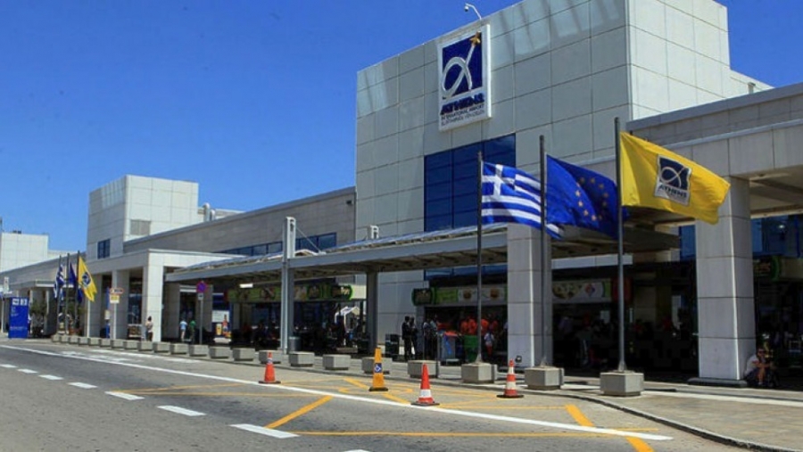 Αεροδρόμιο «Ελευθέριος Βενιζέλος»: Συνελήφθη επιβάτης με 850.000 ευρώ στη βαλίτσα του