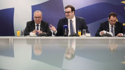 Νέες παροχές 800 εκατ. ευρώ από το 2027 - Τα μέτρα που «σώζουν» τον προϋπολογισμό του 2026