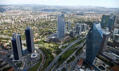 Η κρίση στην τουρκική λίρα έπληξε τις κατασκευές που χρηματοδοτούνται σε δολάρια - Ο κίνδυνος default στο εταιρικό χρέος