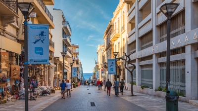 Τρομερά πράγματα στην Κρήτη... Άνδρας έτρεχε γυμνός στους δρόμους με μαχαίρι