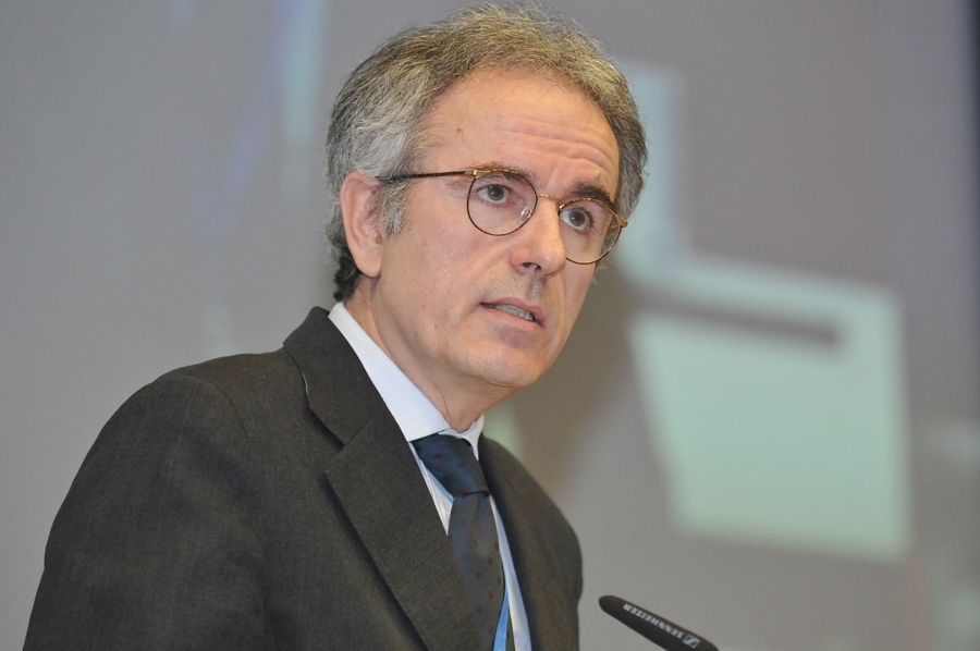 Angeloni (ΕΚΤ): Η οικονομική επιβράδυνση θα αυξήσει τους κινδύνους για τις τράπεζες της ΕΕ