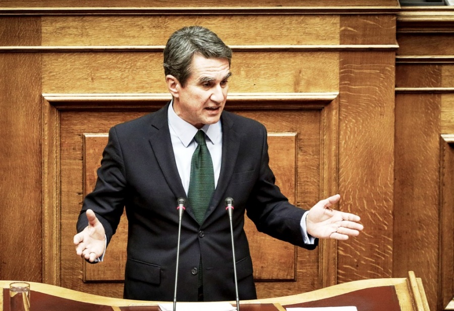 Λοβέρδος: Καμιά συνεργασία με αυτούς που έστησαν την Novartis