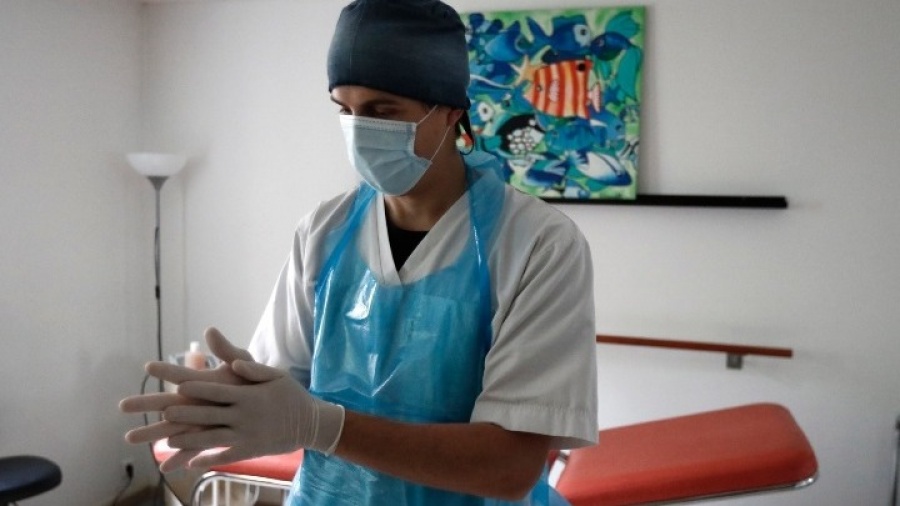 Γαλλία: Πάνω από 27.620 νεκροί εξαιτίας της πανδημίας κορωνοϊoύ