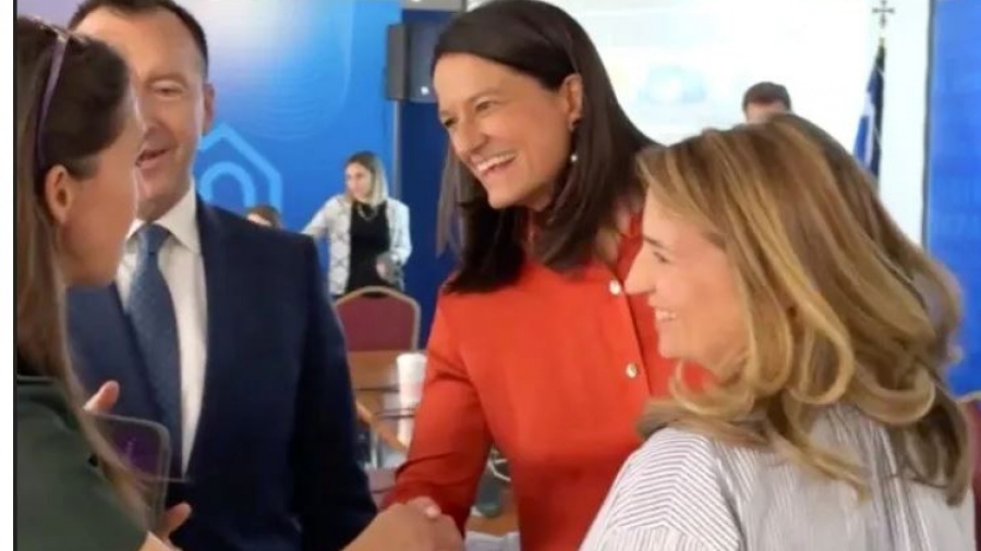 Συνάντηση Κεραμέως με εκπροσώπους 33 εταιρειών - Στη Νέα Υόρκη τις 7/12 για τη δράση εξωστρέφειας «REBRAIN GREECE»